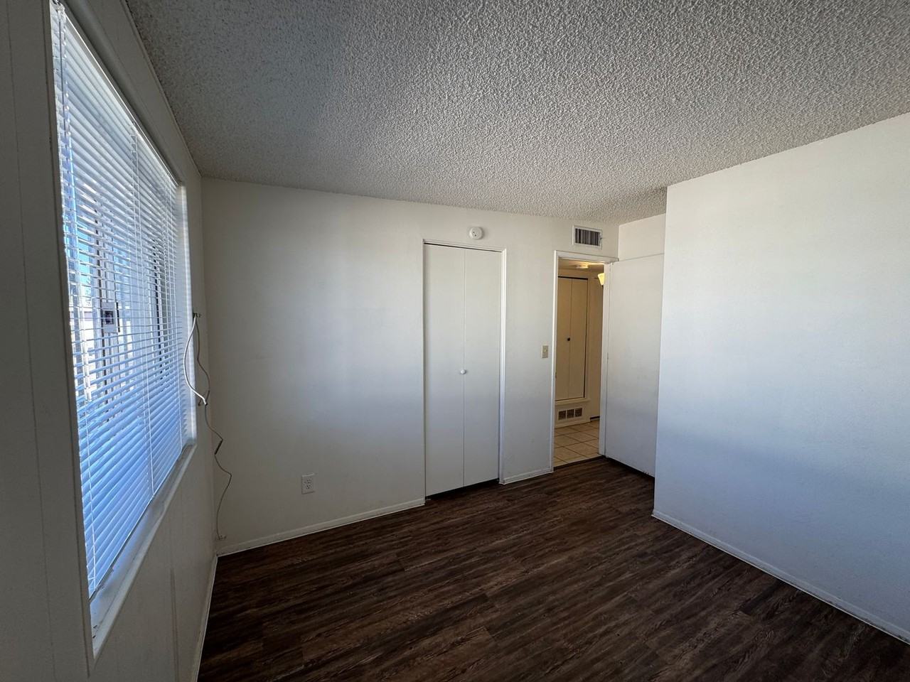 7467 E Desert Spring Dr - Photo 5 of 40