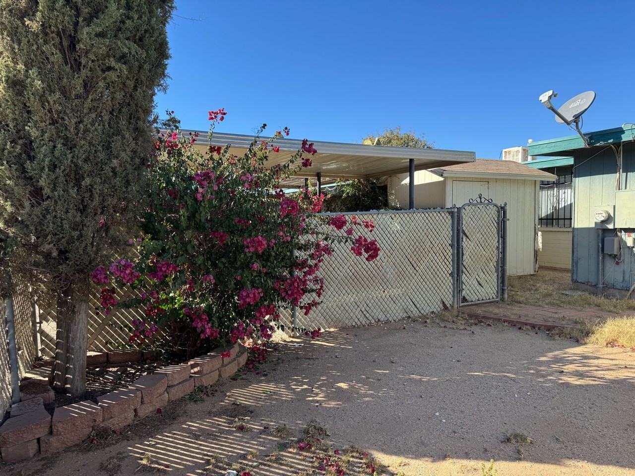 7467 E Desert Spring Dr - Photo 7 of 40