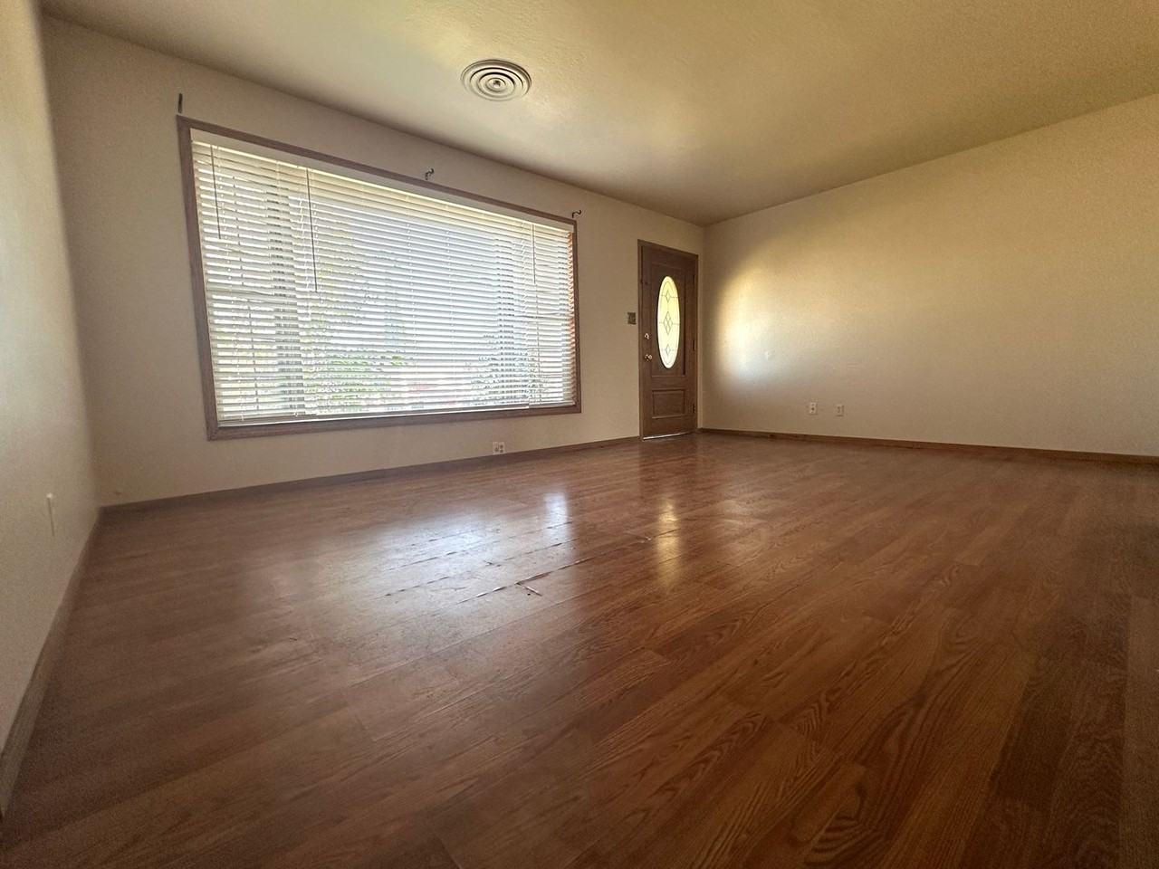 2712 El Rey St - Photo 3 of 19