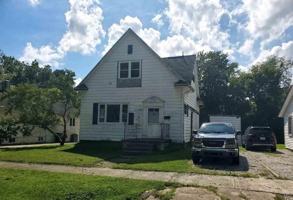 featured image of 332 N French St