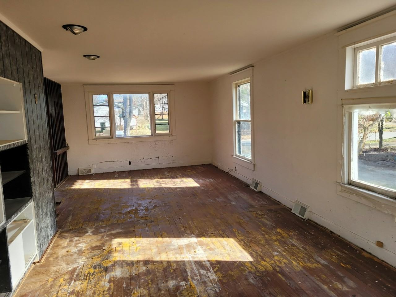 332 North French Street - Photo 4 of 21
