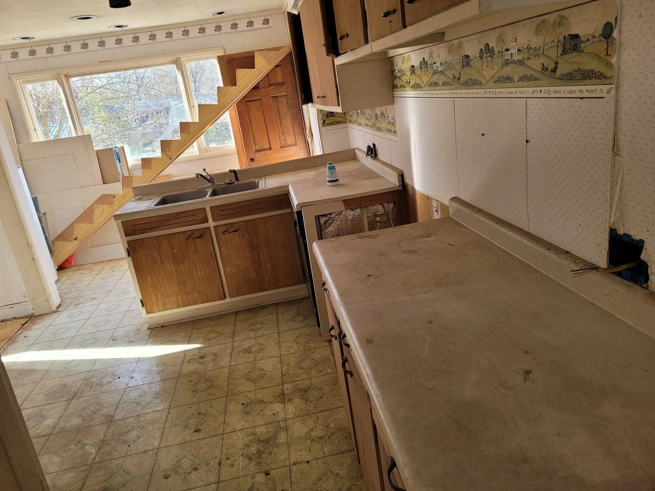 332 North French Street - Photo 5 of 21