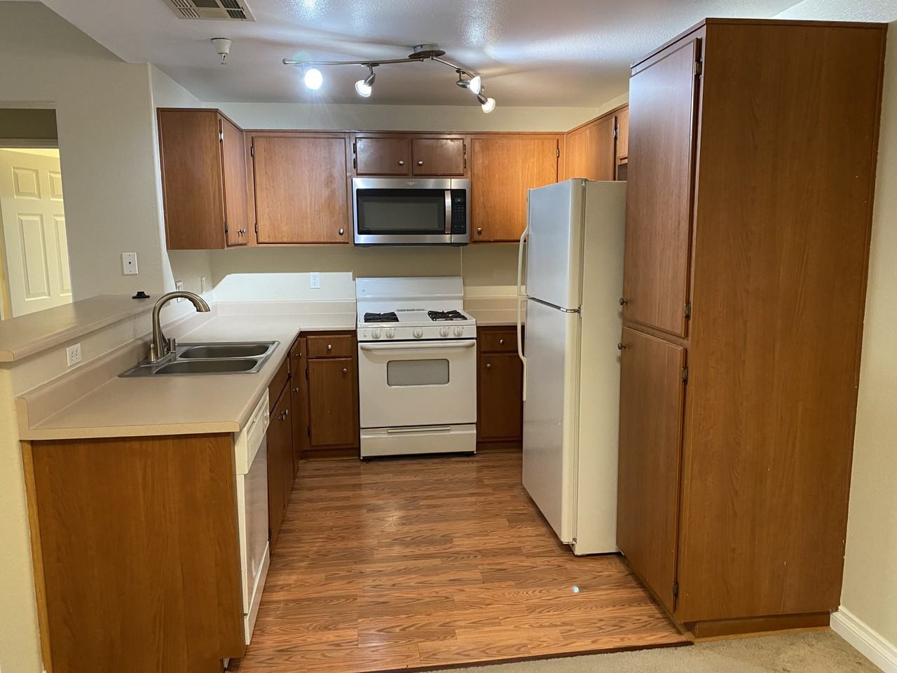 31363 Taylor Ln #31363 - Photo 3 of 25