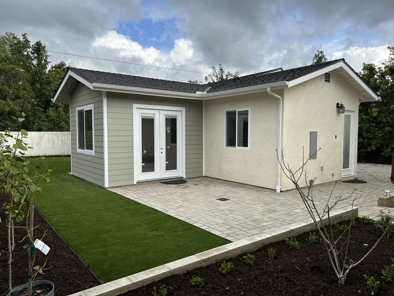 9232 Loma St #NA - Photo 2 of 14