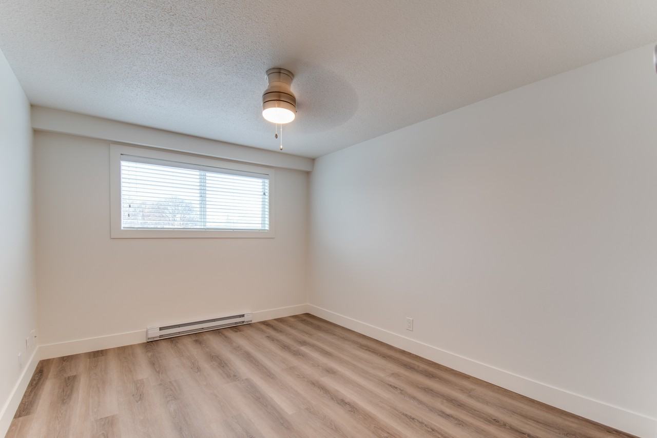 3904 32 St301 #301 - Photo 3 of 20