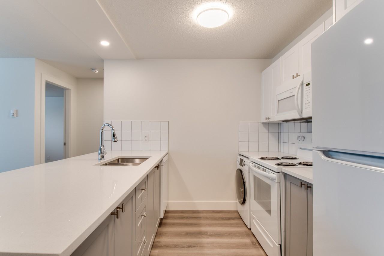 3904 32 St301 #301 - Photo 7 of 20