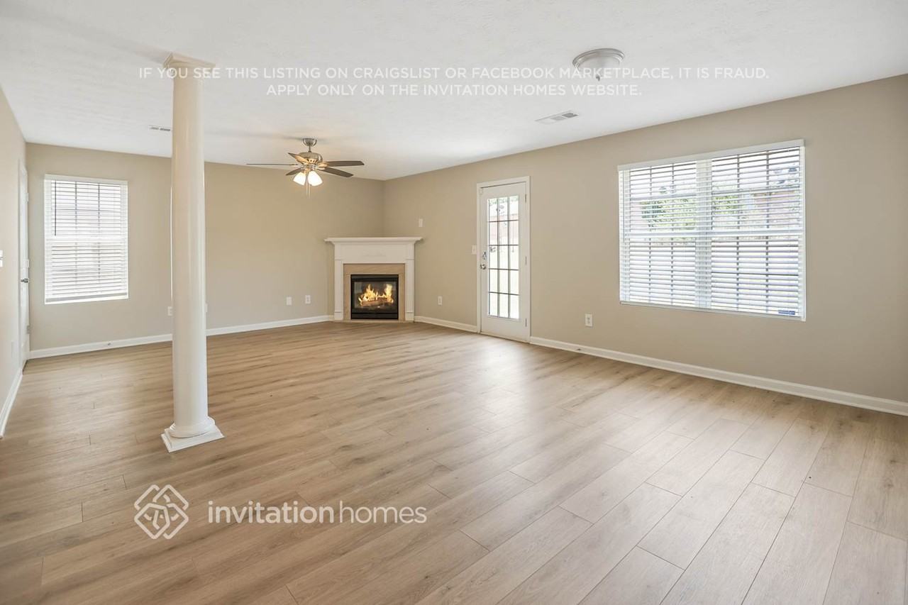 6175 Flagstaf Walk - Photo 3 of 21