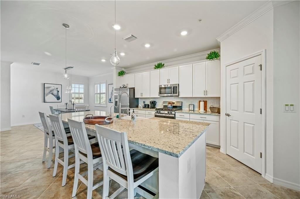 15935 Grassland Ln #4021 - Photo 7 of 50