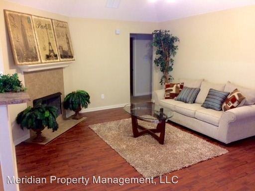 1025 Crayton Ridge Dr - Photo 2 of 8