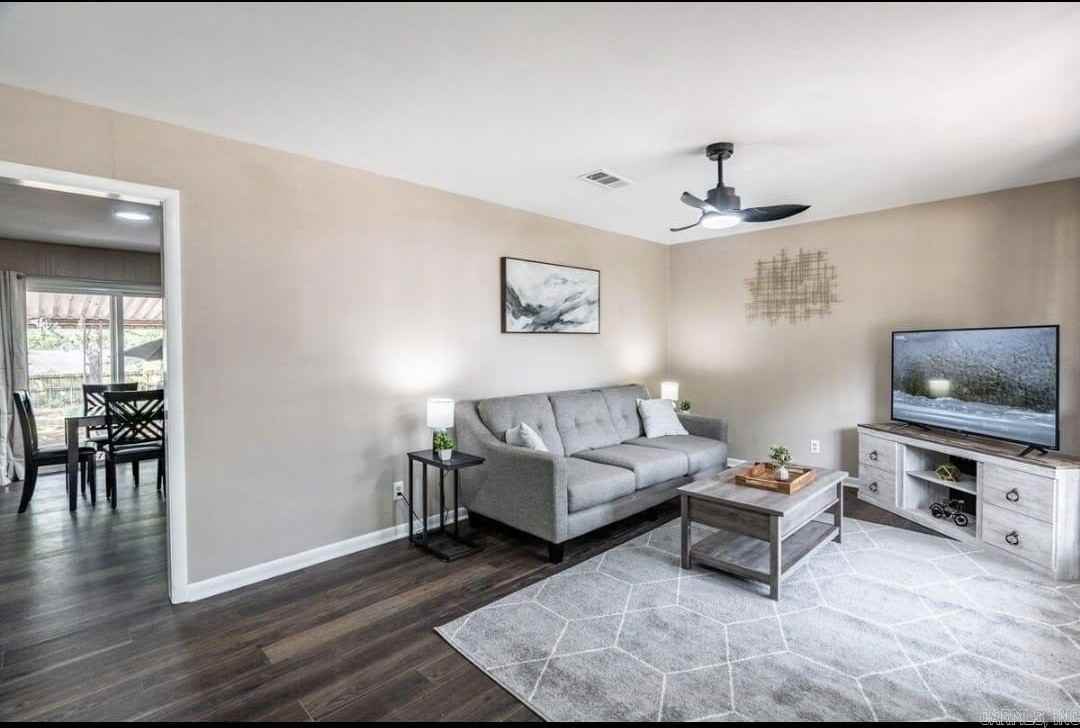 1816 Osage Dr - Photo 3 of 18