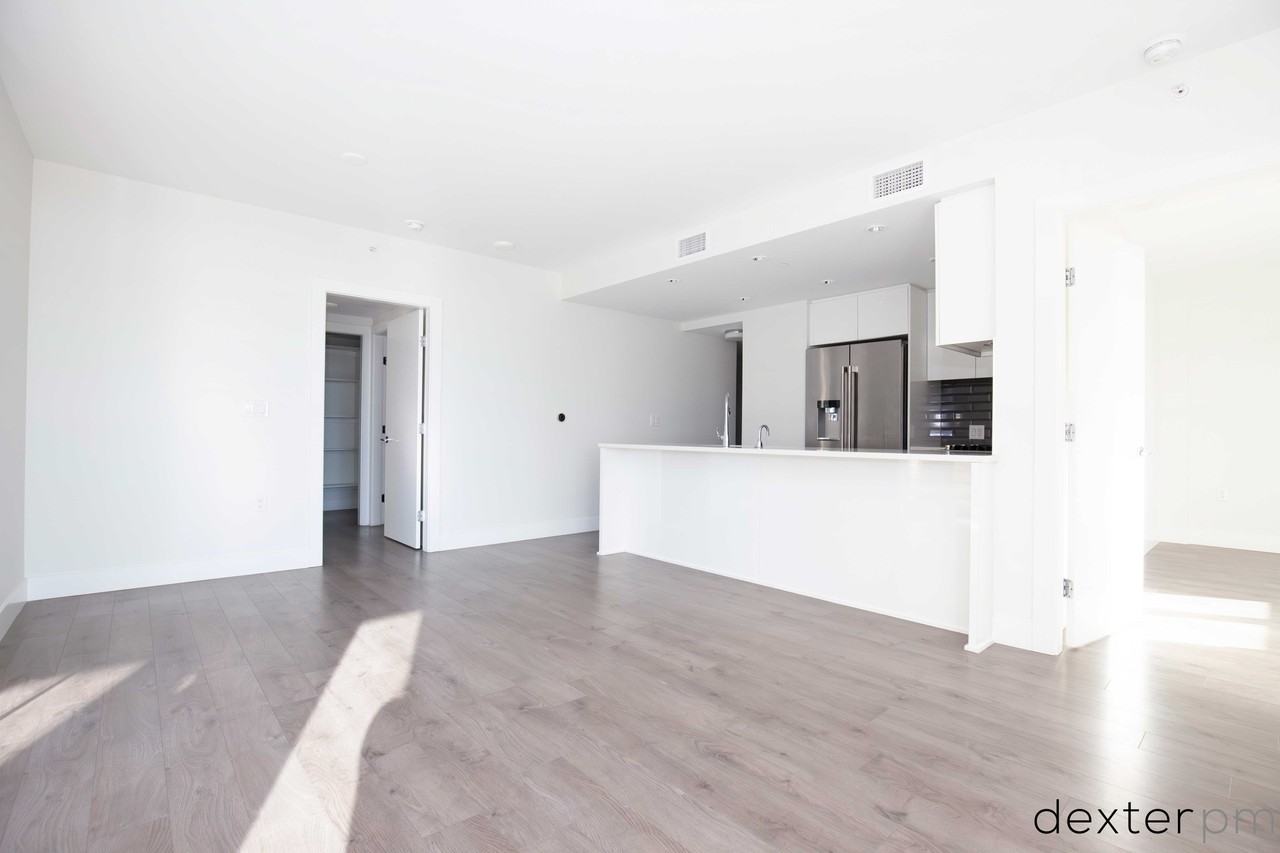 8533 River District Crossing #605 - Photo 7 of 21