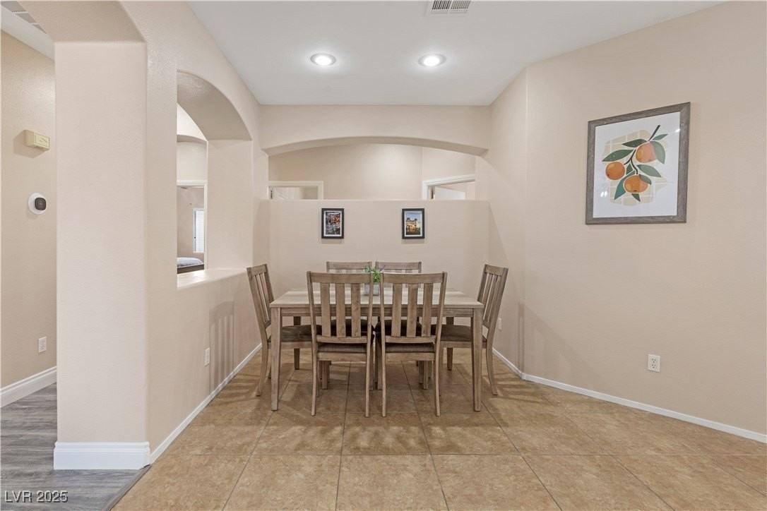 4741 Goldfield St - Photo 7 of 31