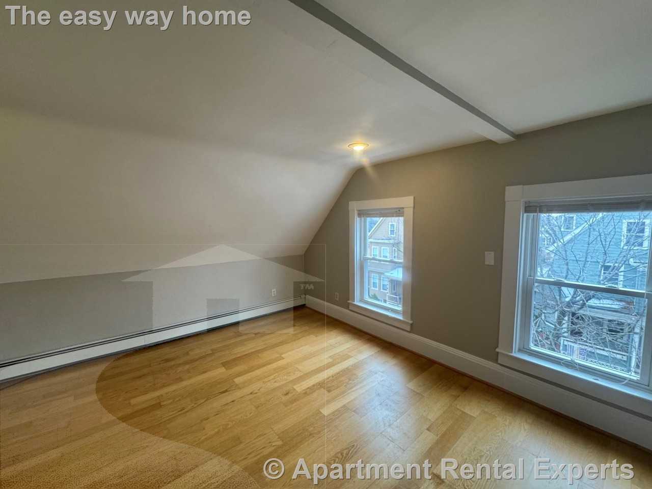 28 Francesca Ave #3 - Photo 5 of 16