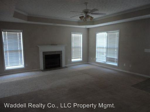 6020 White Pine Dr - Photo 3 of 11