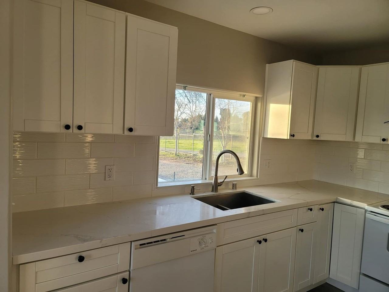 7500 W 4th St - Photo 3 of 11