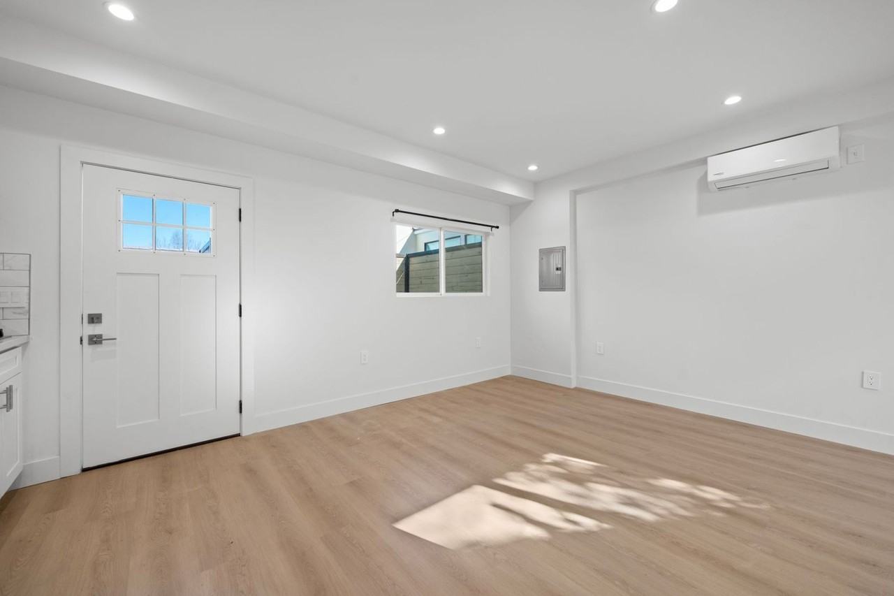 2105 Camden Ave - Photo 6 of 10