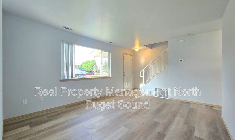 7513 59th Dr Ne #B - Photo 2 of 17