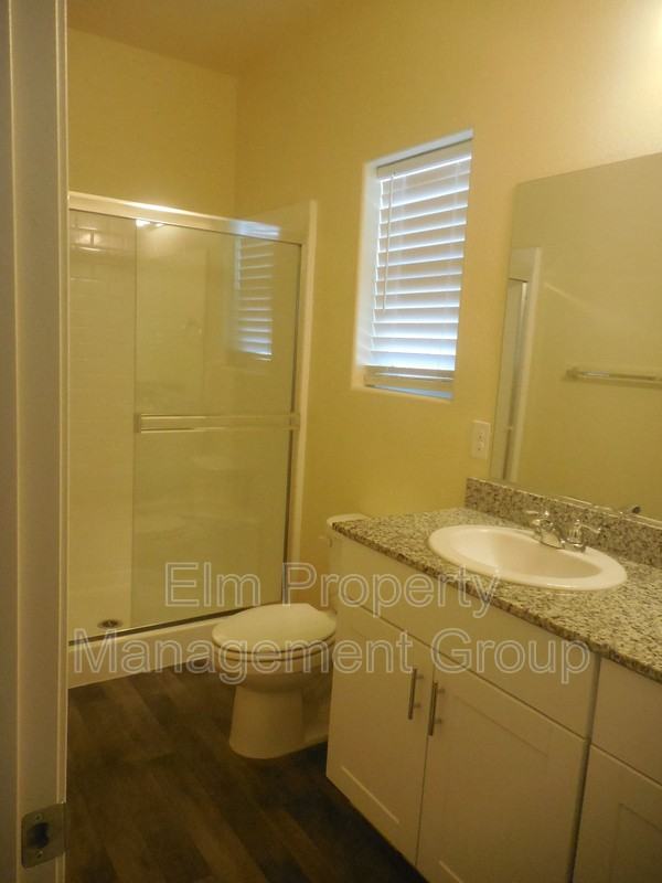 7518 Crested Moon St - Photo 5 of 11