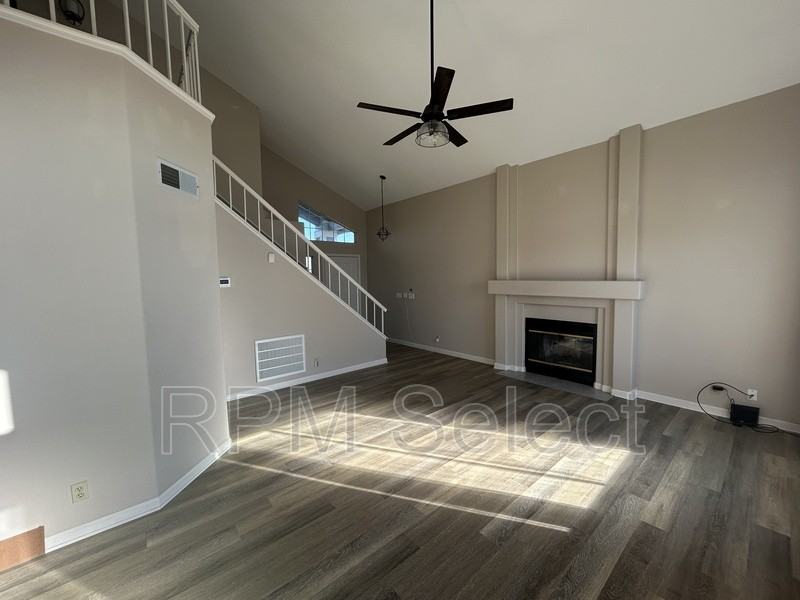4220 Dymic Way - Photo 2 of 14