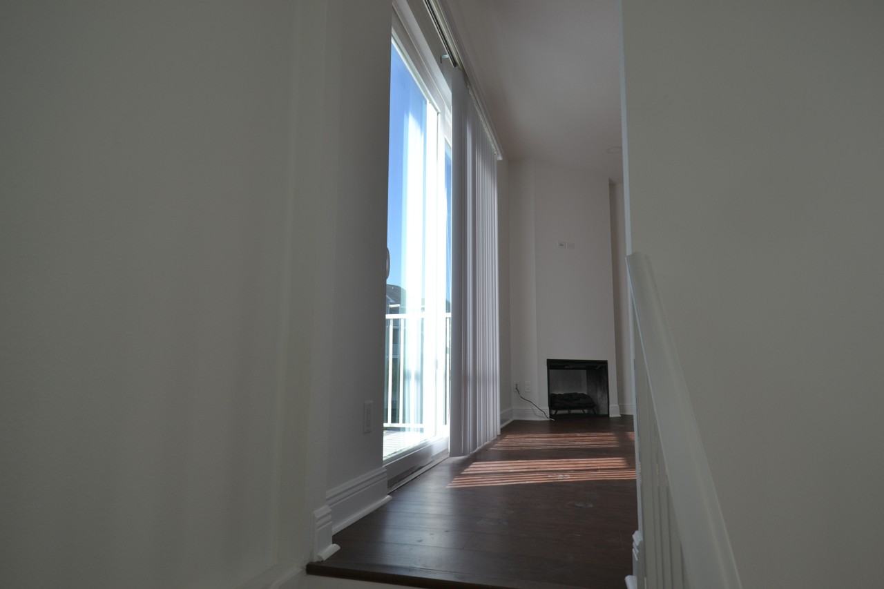 5728 Biscayne Ct - Photo 3 of 25