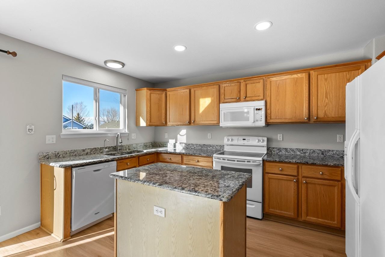 11277 Tumbleweed Way - Photo 5 of 35