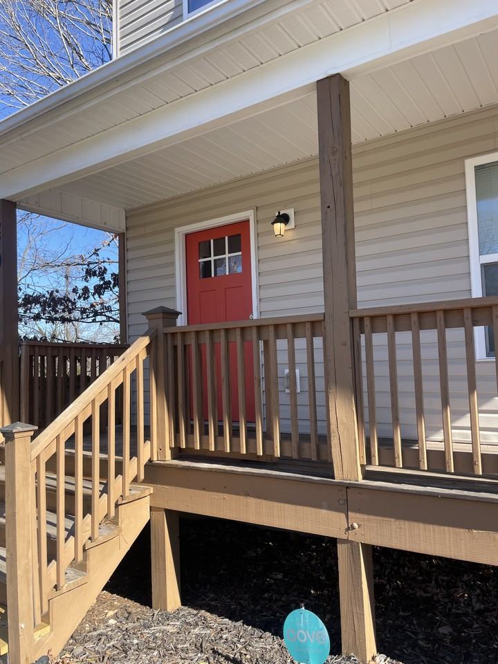 279 Rock Hill Rd - Photo 2 of 21