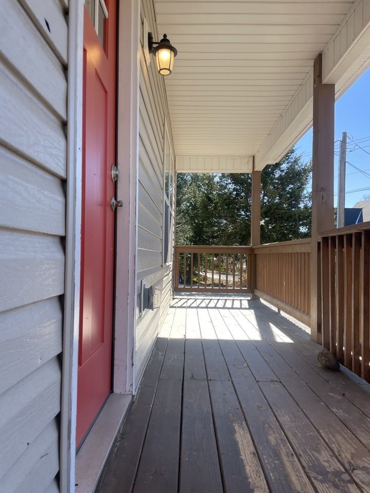279 Rock Hill Rd - Photo 3 of 21
