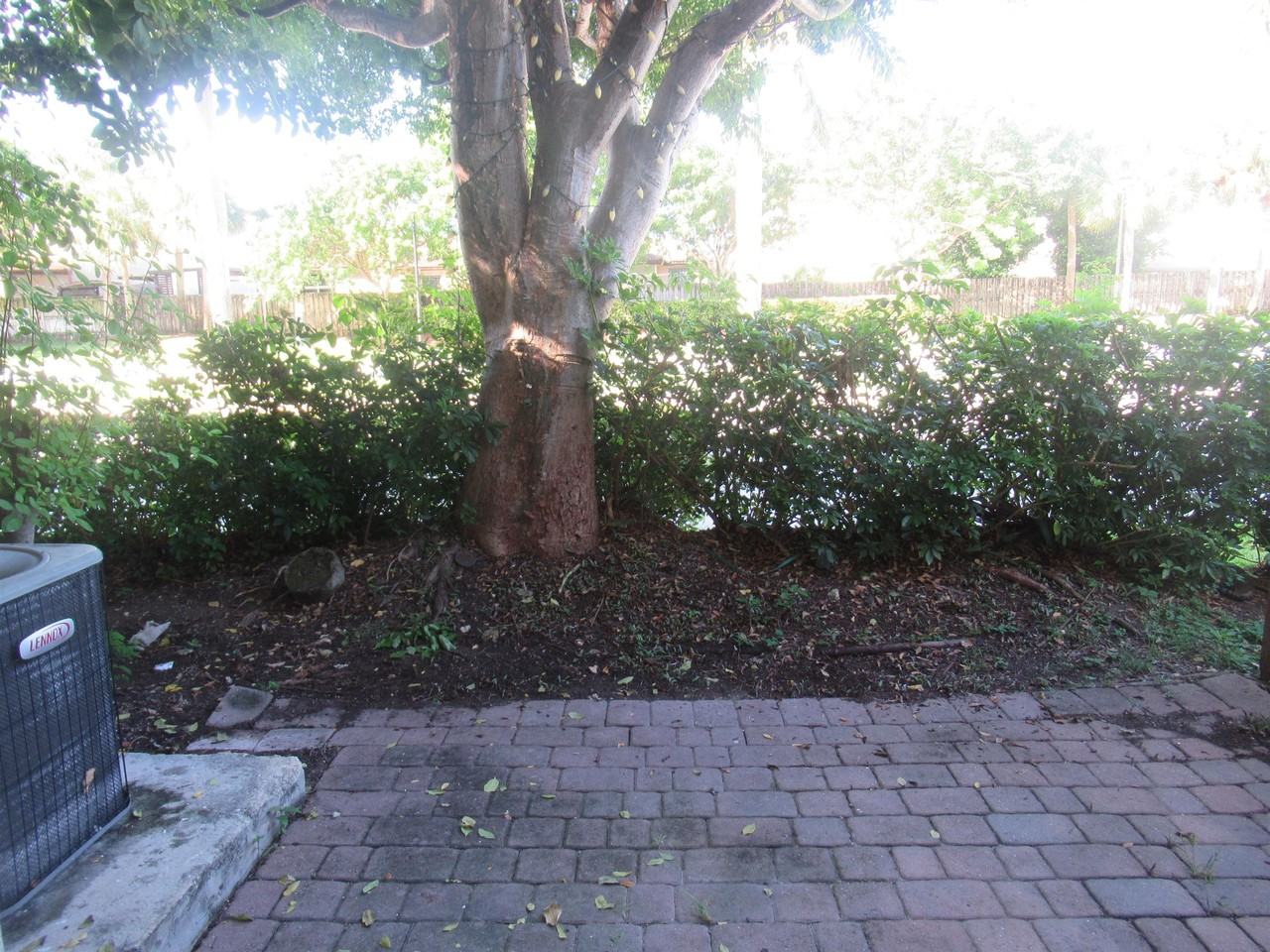 9247 SW 227 Street - Photo 4 of 17