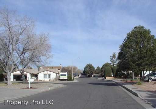 3829 Westerfeld Dr NE - Photo 3 of 23