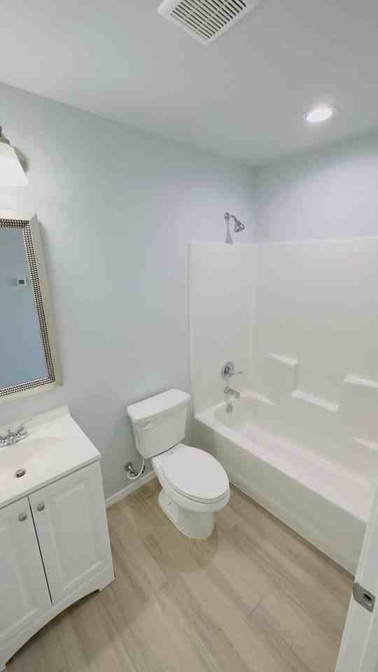 1641 Wrigley Dr - Photo 6 of 9