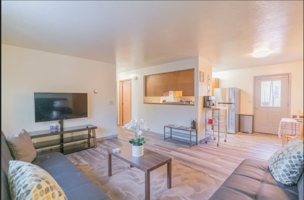 Fully Stocked Centrally Located Furnished Rental - Photo 4 of 20