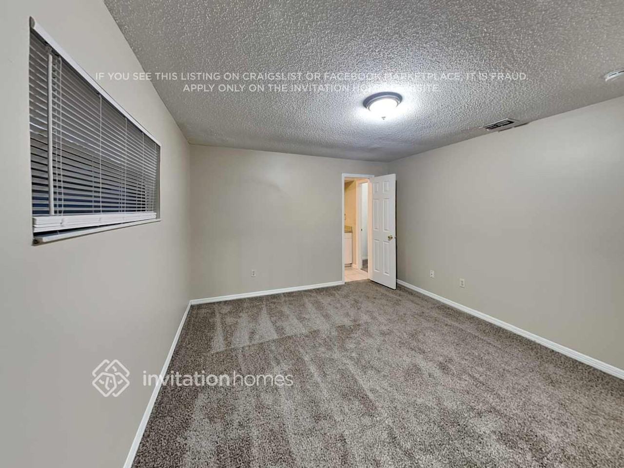 2117 E Parkton Dr - Photo 7 of 17