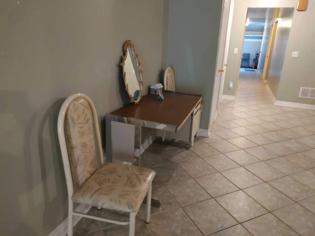 500 Dufferin Street - Photo 3 of 8