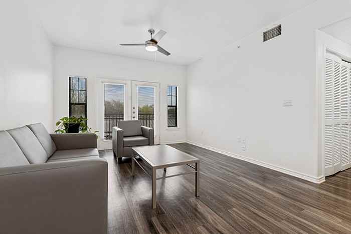 Midtown Urban - Photo 3 of 70