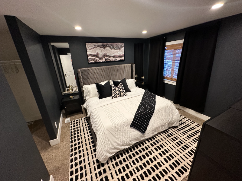 1595 S Bellaire St - Photo 3 of 9