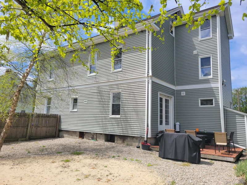 150 Juniper St #3 - Photo 3 of 5