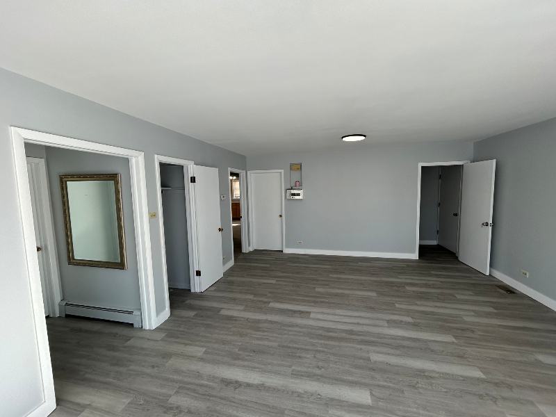 6971 Vine St - Photo 5 of 39