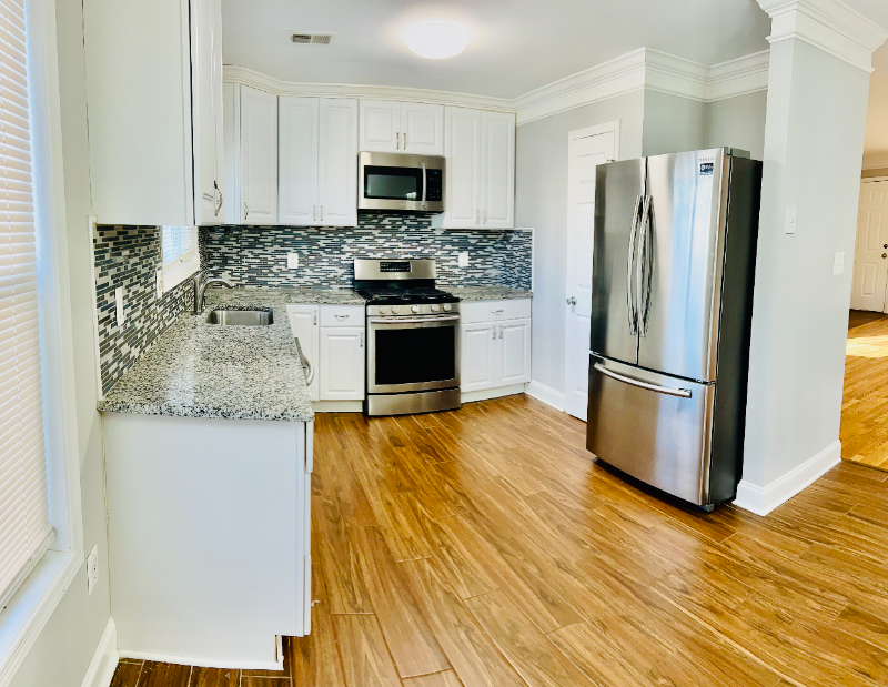 8908 Royal Astor Way - Photo 3 of 15