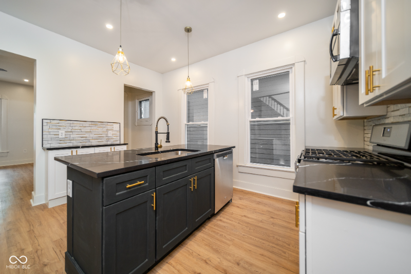 1027 Dawson St #1027DAWSON - Photo 4 of 17