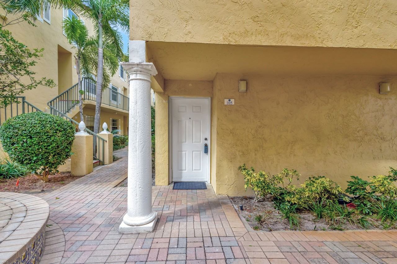 1050 Lake Shore Drive - Photo 2 of 50