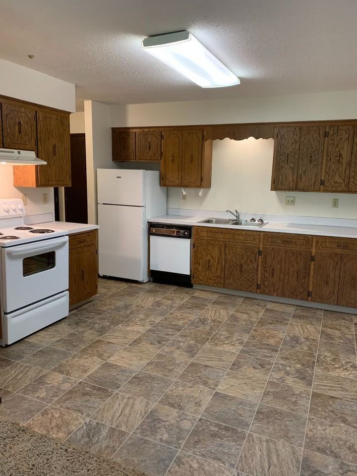 Ashwood II Apartments - Photo 2 of 34
