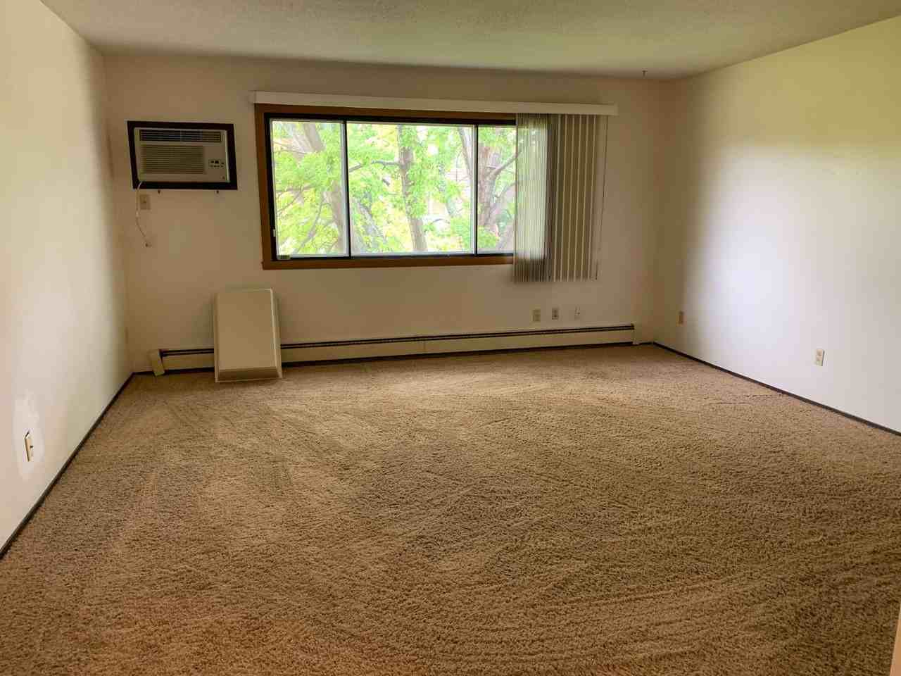 Ashwood II Apartments - Photo 5 of 34