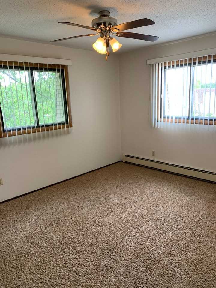 Ashwood II Apartments - Photo 7 of 34