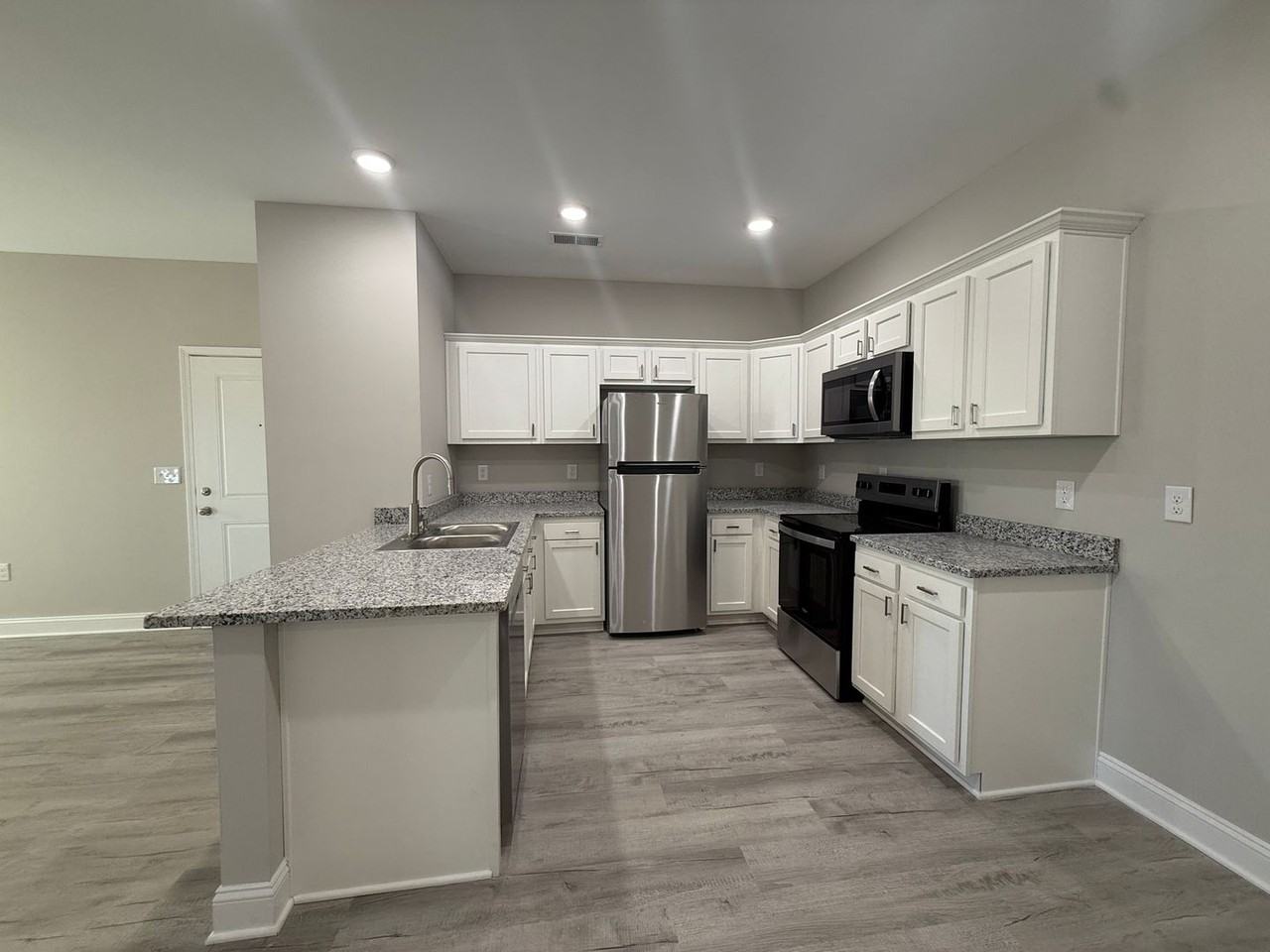 5384 Baker Springs Street - Photo 4 of 16