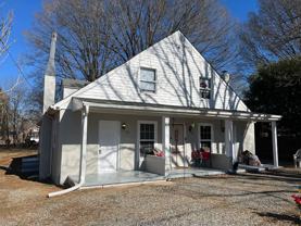 714 Rainbow Ave - Photo 1 of 1