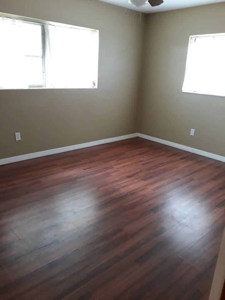 711 Tropical Ave - Photo 7 of 10