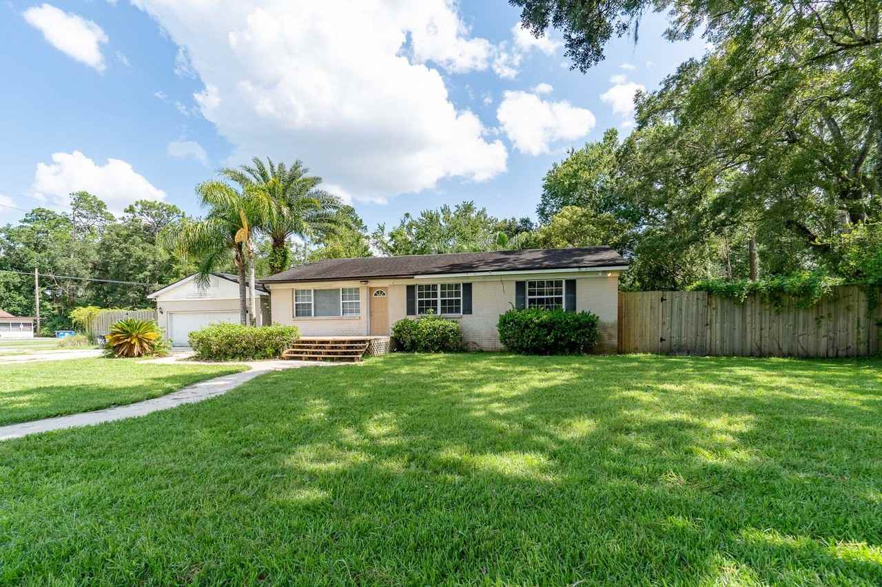 6806 Mcmullin St - Photo 3 of 22