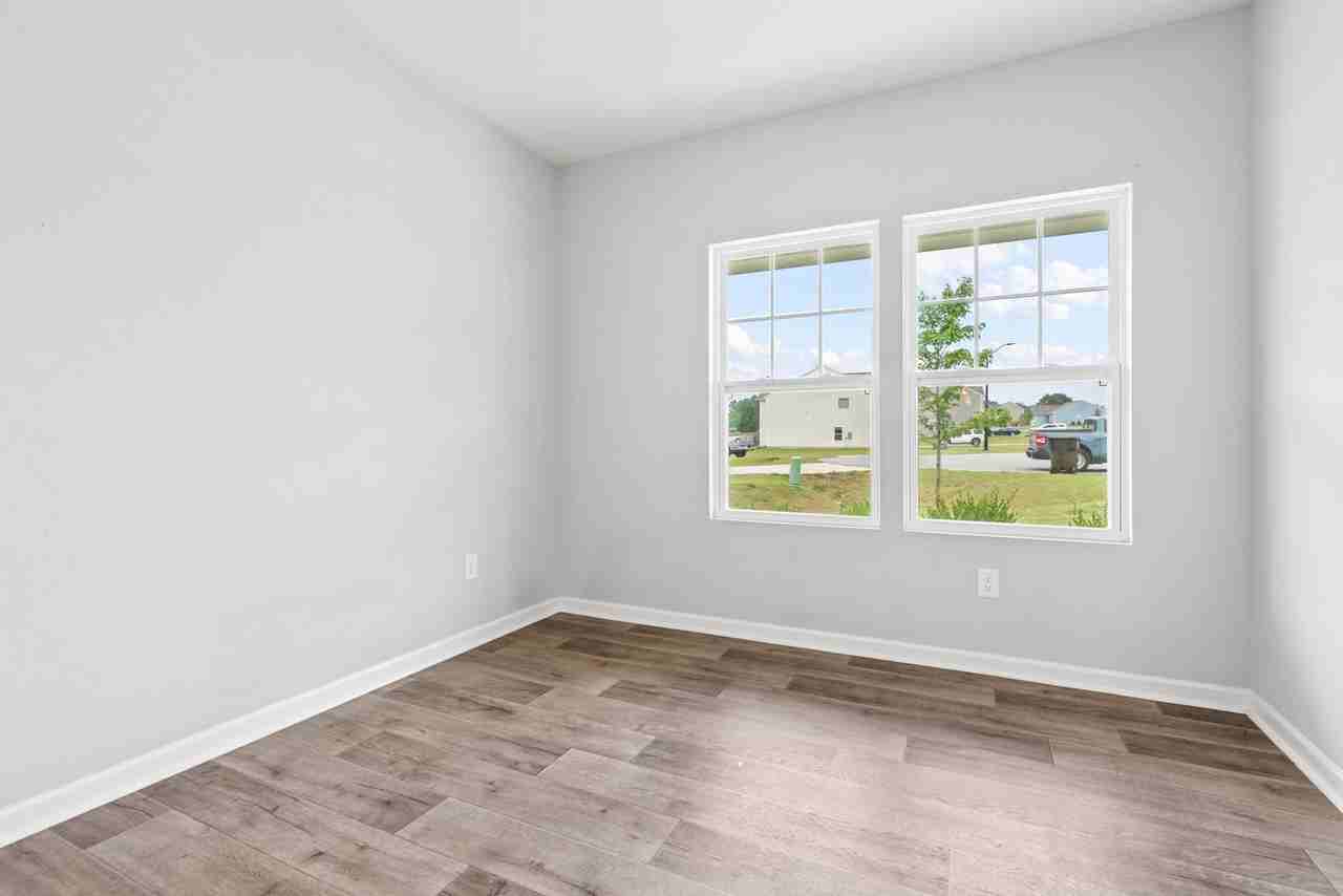 219 Norris Farm Dr - Photo 4 of 24