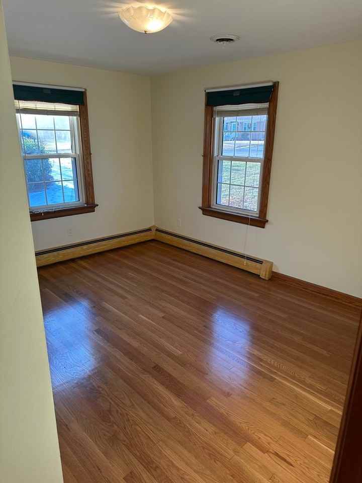 8265 Franklin Ln - Photo 3 of 20