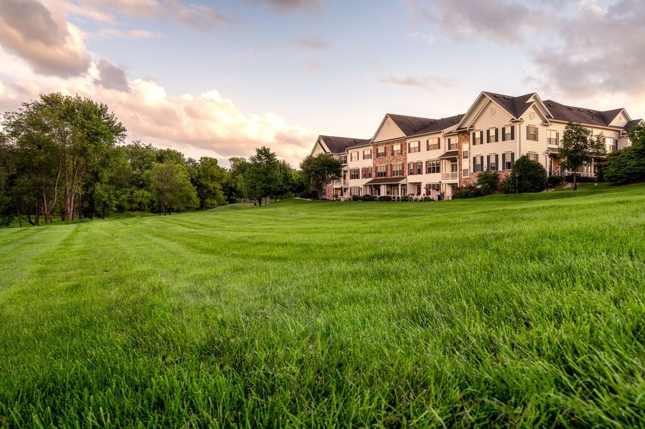 Heritage Greene - Photo 2 of 19